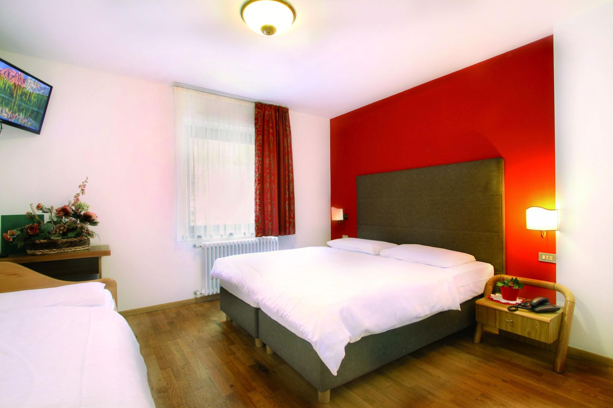 Hotel Il Caminetto Sport Canazei Exterior photo