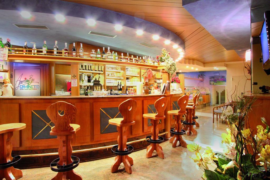 Hotel Il Caminetto Sport Canazei Exterior photo
