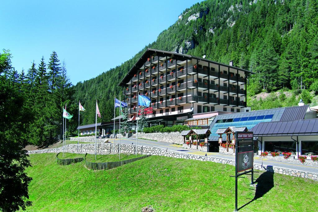 Hotel Il Caminetto Sport Canazei Exterior photo