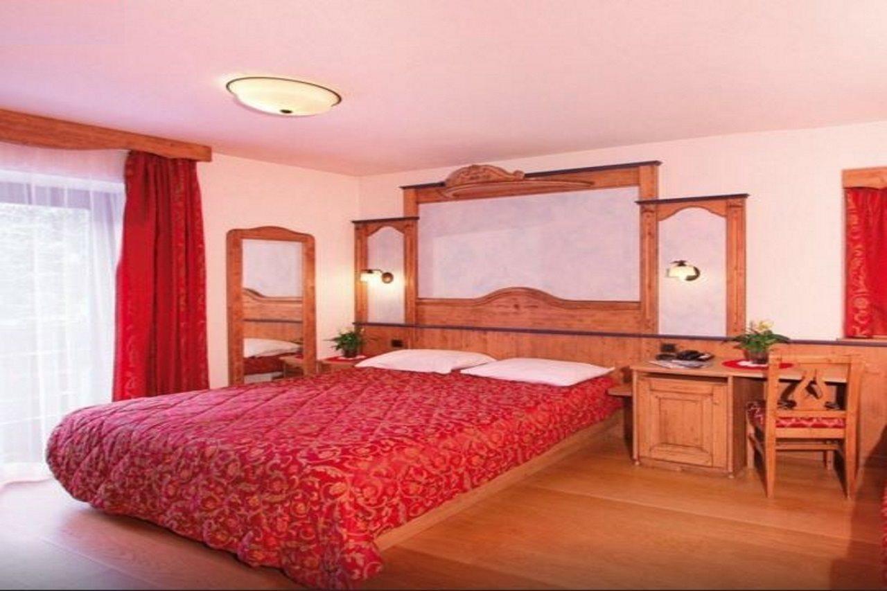 Hotel Il Caminetto Sport Canazei Exterior photo